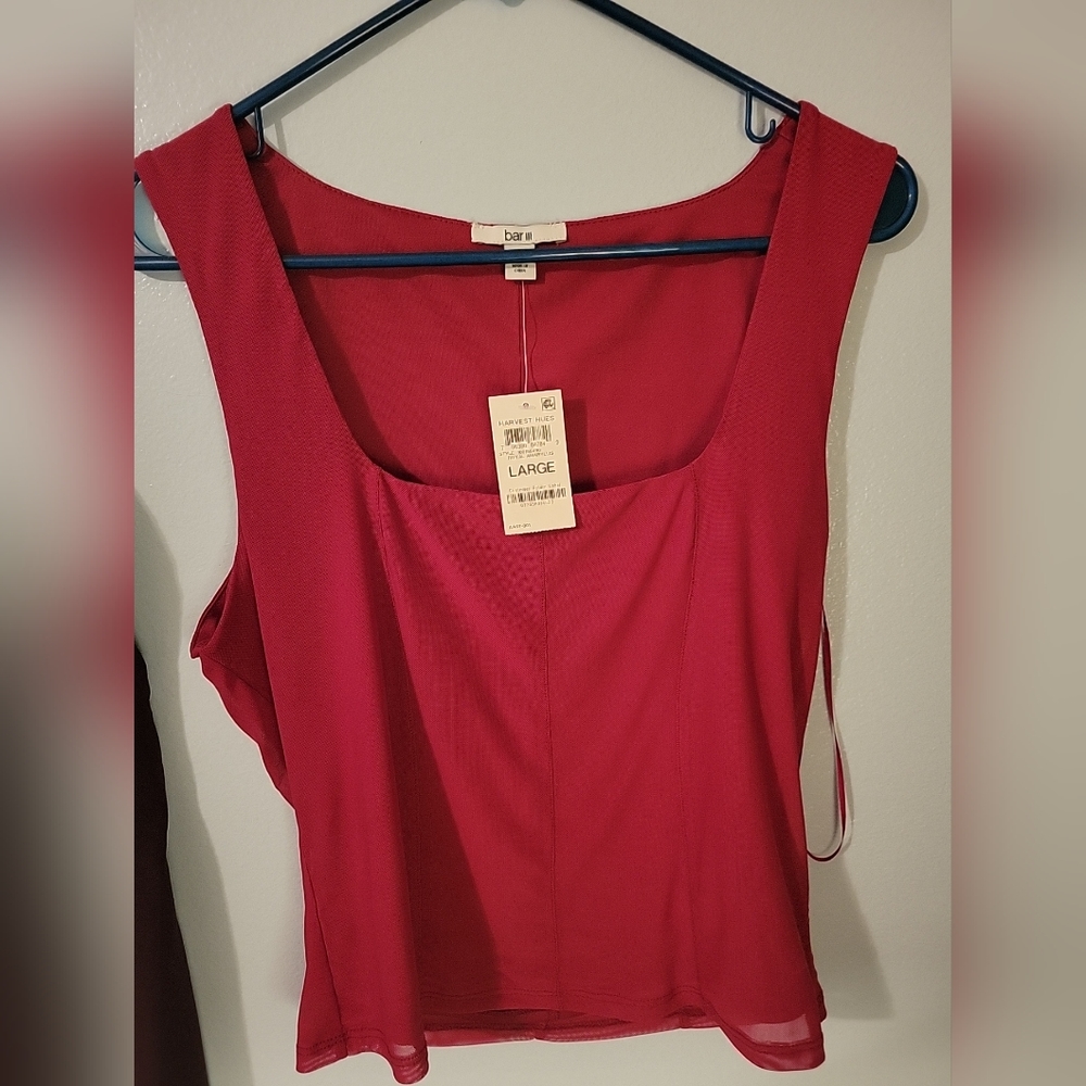 New ladies Bar 3 red large sleeveless dressy tank